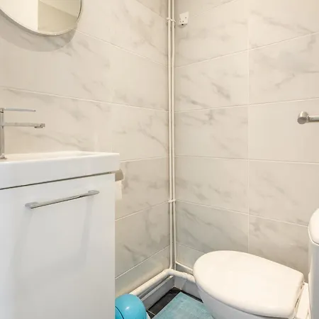 Spacious And Bright 2-Bedroom Large Apartment Very Close To Paris - Near Metro Boulogne-Billancourt Exterior photo