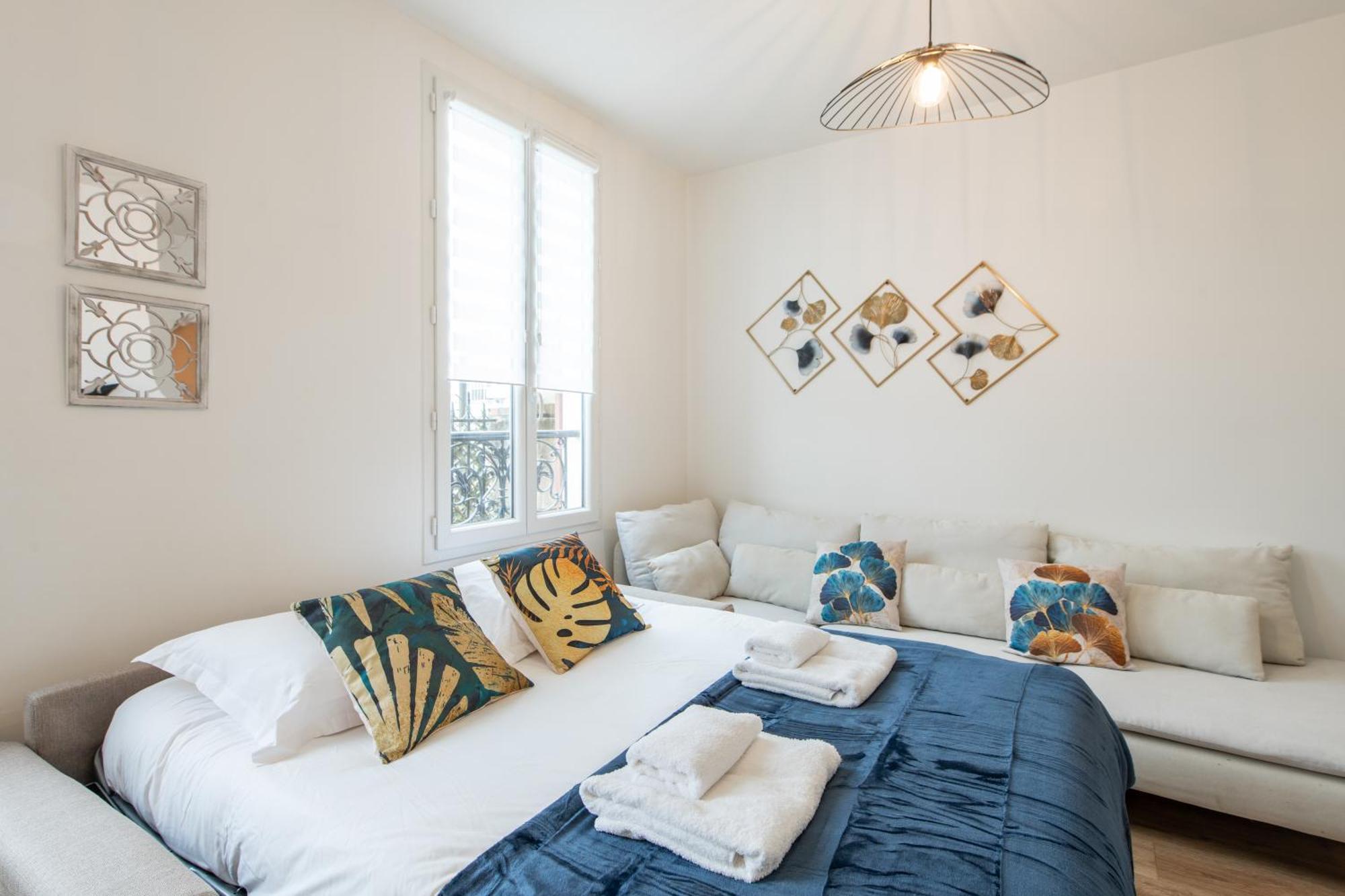 Spacious And Bright 2-bedroom Large Very Close To Paris - Near Metro Apartment Boulogne-Billancourt