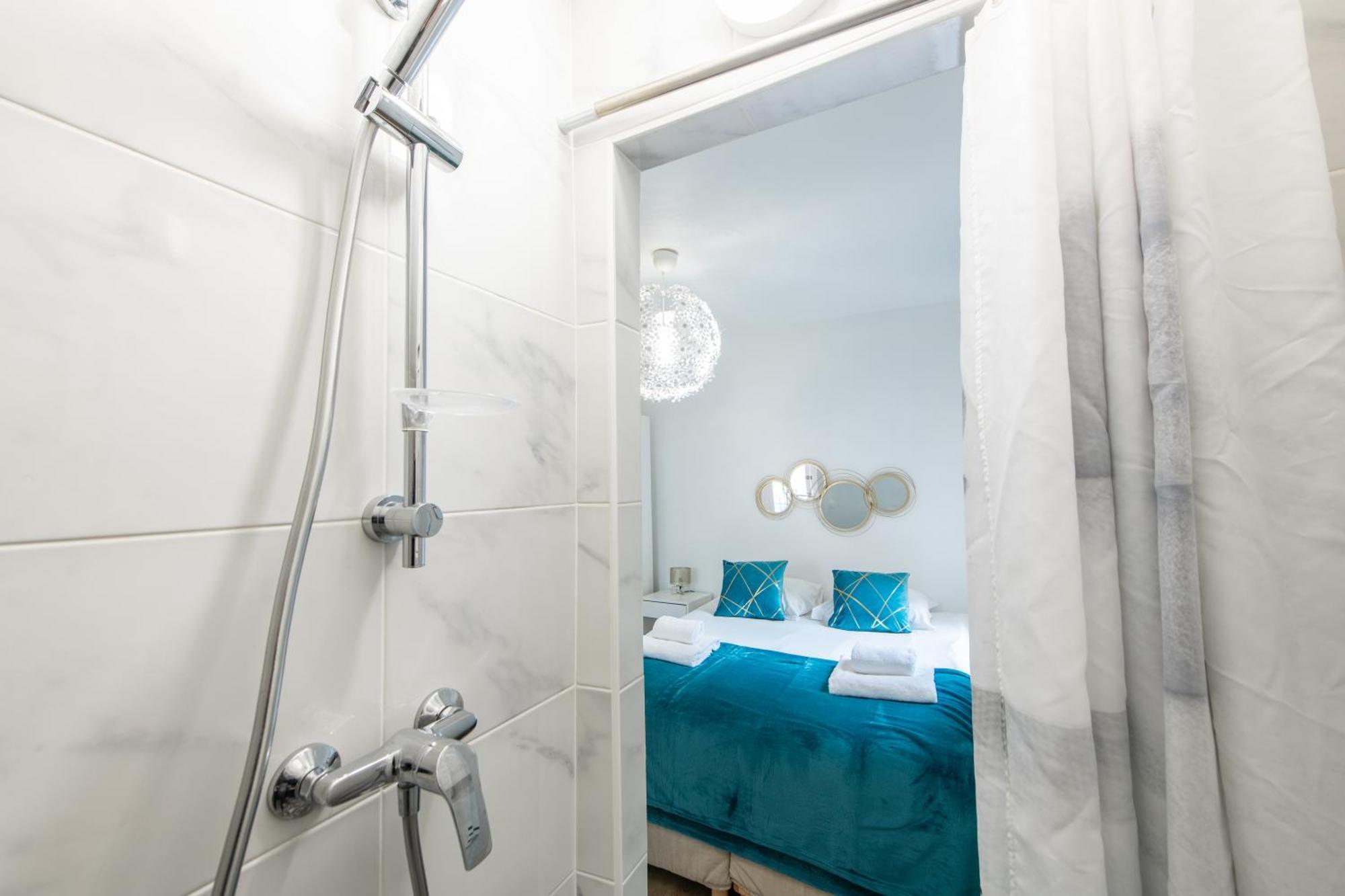 Spacious And Bright 2-bedroom Large Very Close To Paris - Near Metro * Boulogne-Billancourt